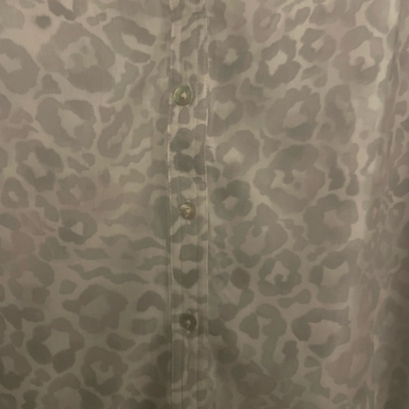 Jane and Delancey NWT Leopard Print Mother of Pearl Button Down Sleeveless Tank - Picture 4 of 10